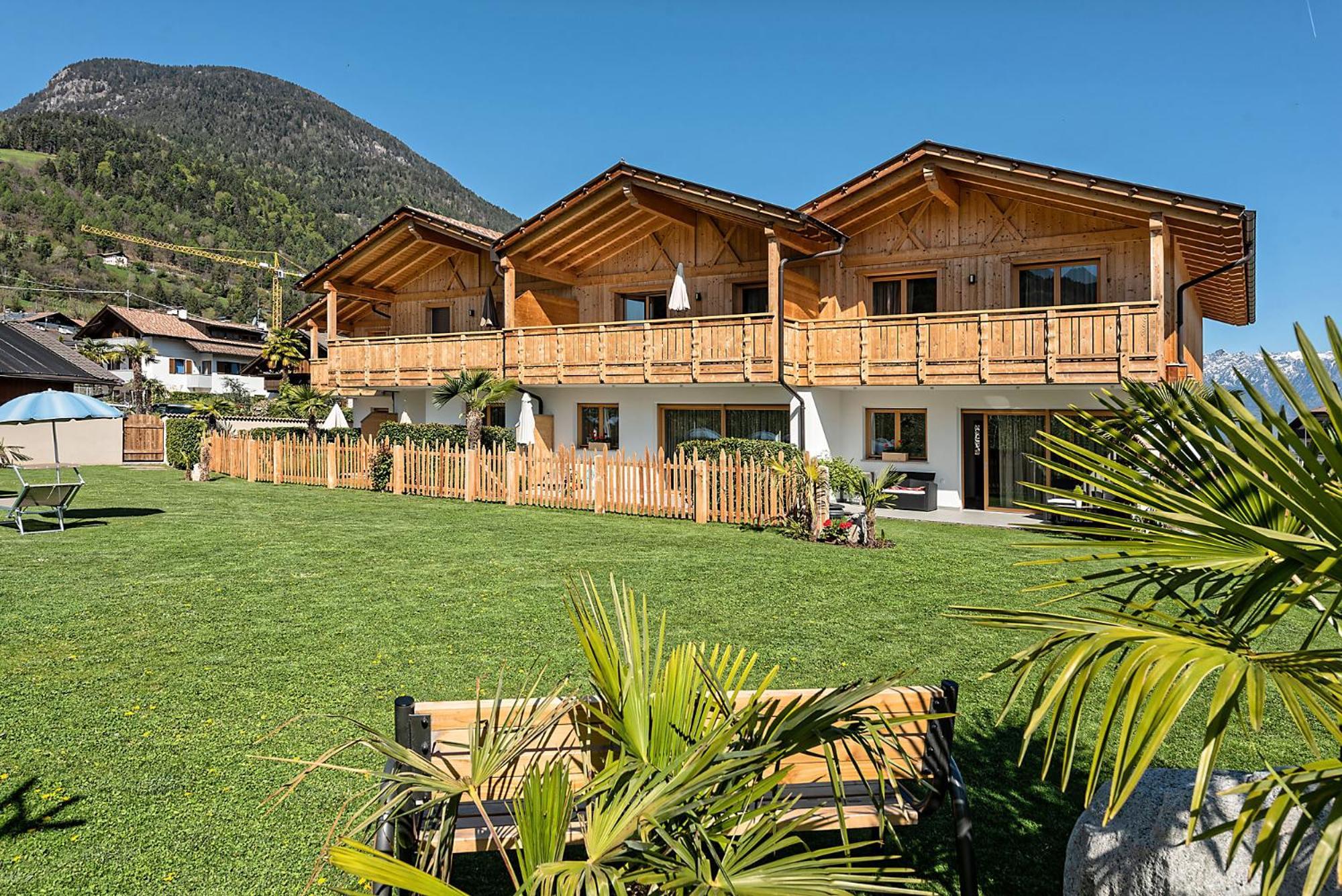 Chalets Schaller Tesimo Bagian luar foto